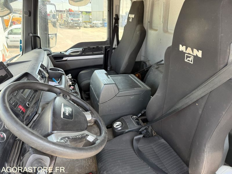 Камион MAN TGS 35.400 - 8x4 Bibenne - 2012 / 414639 KM: снимка 8