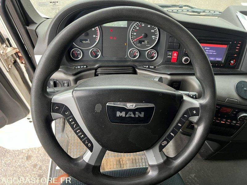 MAN-TGX480-POLYBENNE-6X2-2013-496 930 KM - Камион: снимка 5 MAN-TGX480-POLYBENNE-6X2-2013-496 930 KM - Камион: снимка 5