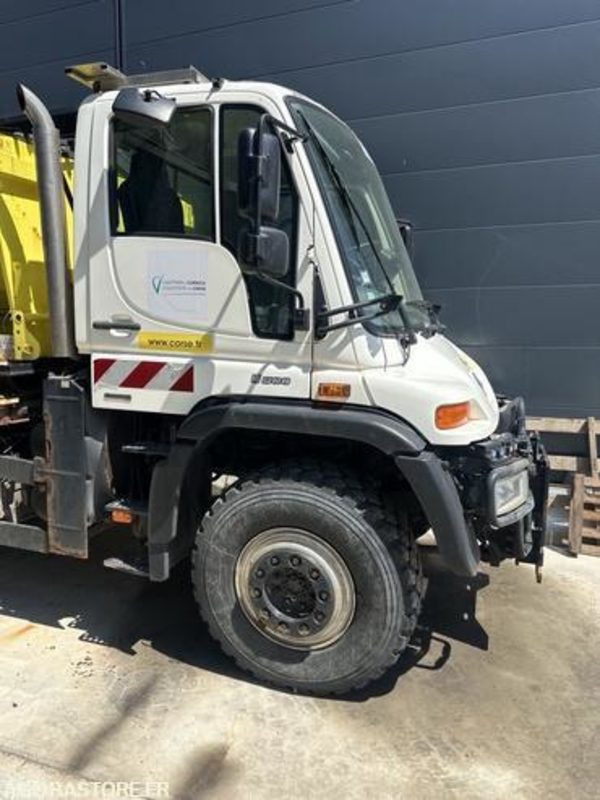 MERCEDES UNIMOG - 2012 - 75000km - CN338YL - Камион: снимка 3 MERCEDES UNIMOG - 2012 - 75000km - CN338YL - Камион: снимка 3