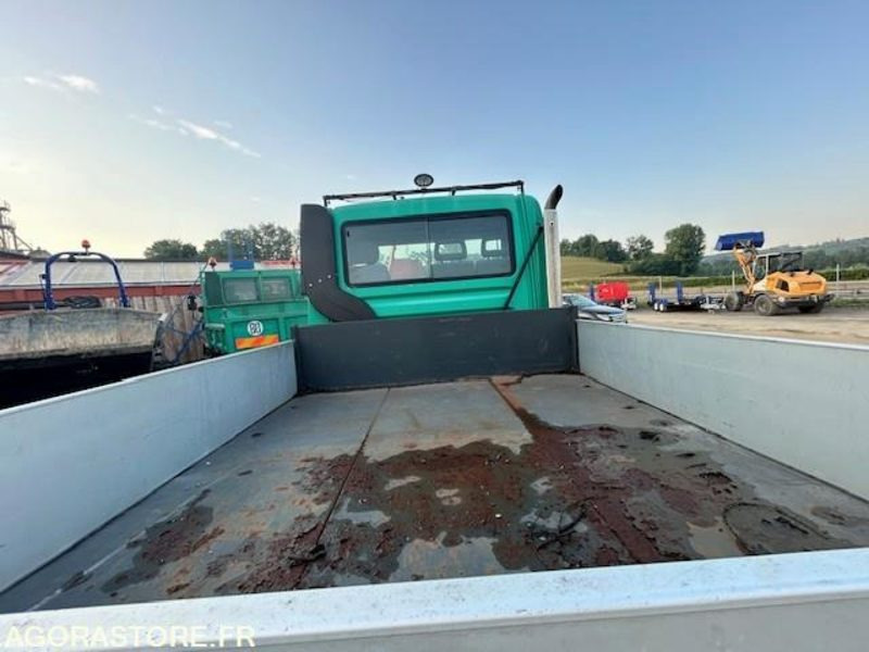 MERCEDES UNIMOG U300C VERSION COMMUNALE 2000 97652 KM - Камион: снимка 5 MERCEDES UNIMOG U300C VERSION COMMUNALE 2000 97652 KM - Камион: снимка 5