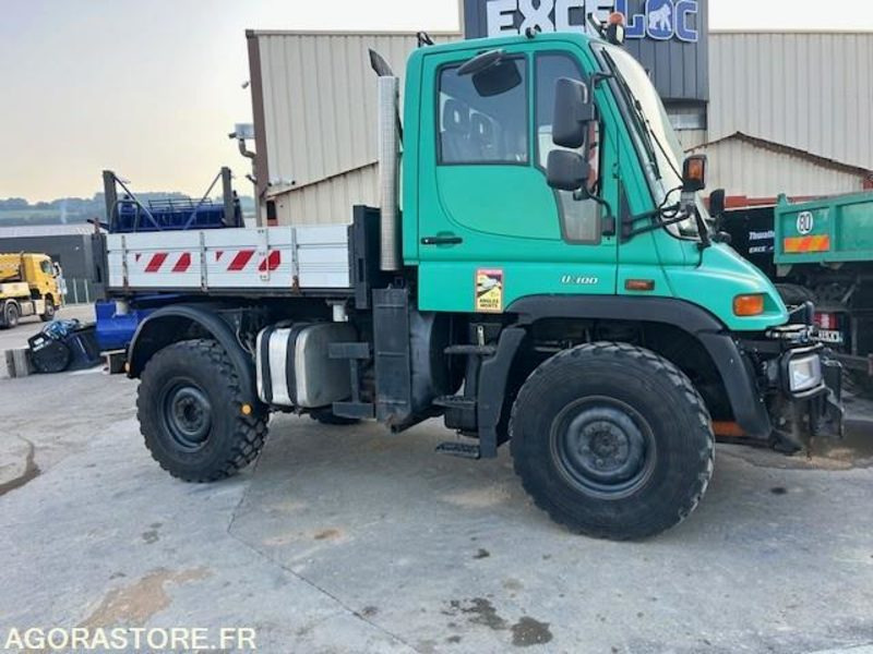 MERCEDES UNIMOG U300C VERSION COMMUNALE 2000 97652 KM - Камион: снимка 2 MERCEDES UNIMOG U300C VERSION COMMUNALE 2000 97652 KM - Камион: снимка 2