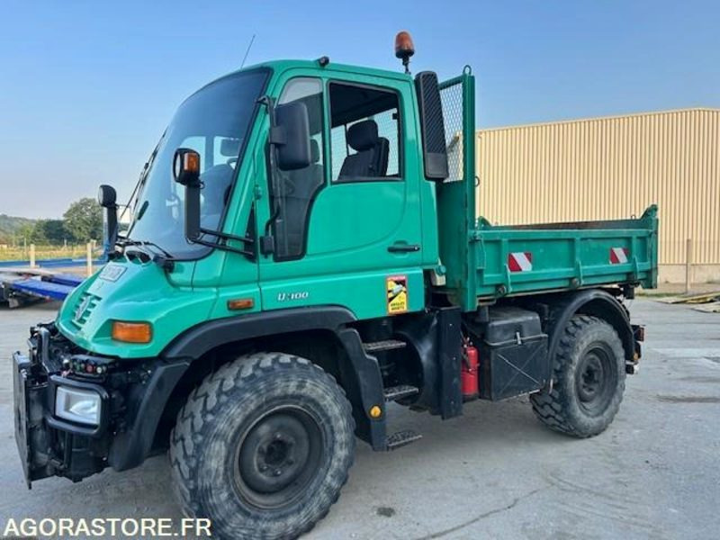 MERCEDES UNIMOG U300C VERSION COMMUNALE 2003 38210 KM + EPAREUSE CMV 450GP - Камион: снимка 3 MERCEDES UNIMOG U300C VERSION COMMUNALE 2003 38210 KM + EPAREUSE CMV 450GP - Камион: снимка 3