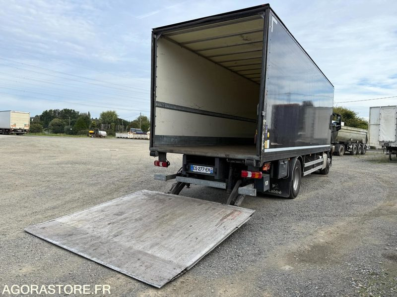 Mercedes Antos 1824 caisson hayon dhollandia 3t - 193000km-2017 - Камион: снимка 4 Mercedes Antos 1824 caisson hayon dhollandia 3t - 193000km-2017 - Камион: снимка 4