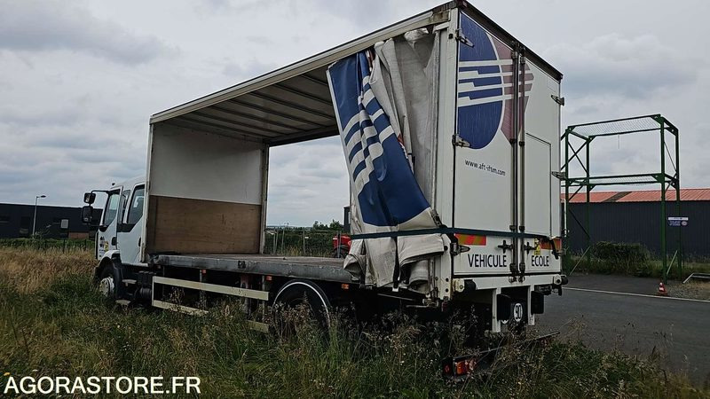 PORTEUR BACHE RENAULT MIDLUM - 2009 - 476000kms - Камион: снимка 3 PORTEUR BACHE RENAULT MIDLUM - 2009 - 476000kms - Камион: снимка 3