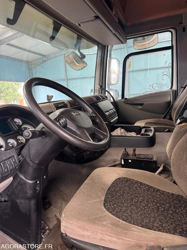 Камион Porteur DAF CF460 19T Ampliroll GUIMA - 2009 - 801000km: снимка 20