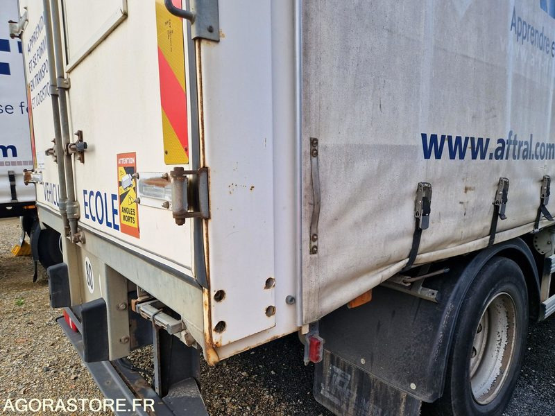 Камион Porteur Renault Midlum - 2010 - 427955 - AR331SW: снимка 28 Камион Porteur Renault Midlum - 2010 - 427955 - AR331SW: снимка 28