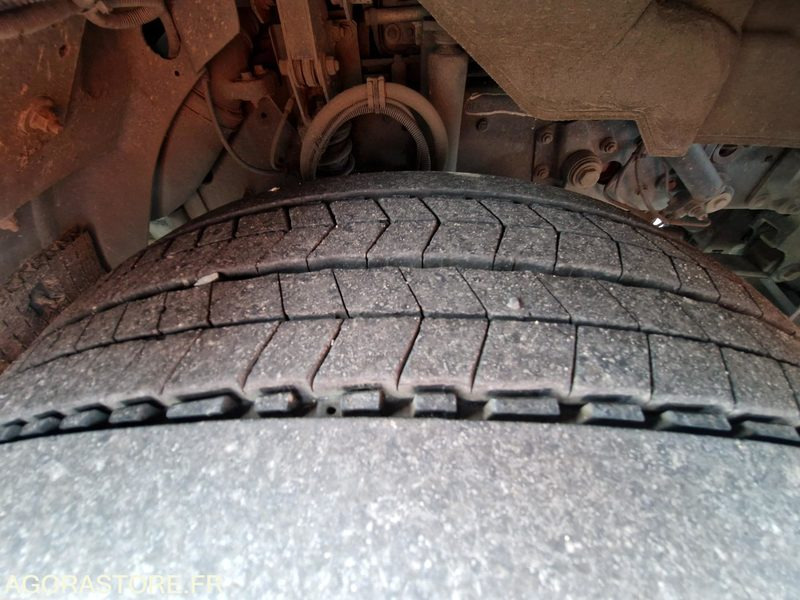 Камион Porteur Renault Midlum - 2010 - 427955 - AR331SW: снимка 15 Камион Porteur Renault Midlum - 2010 - 427955 - AR331SW: снимка 15