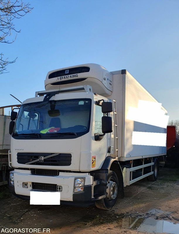 Porteur Volvo frigo - Камион: снимка 1 Porteur Volvo frigo - Камион: снимка 1