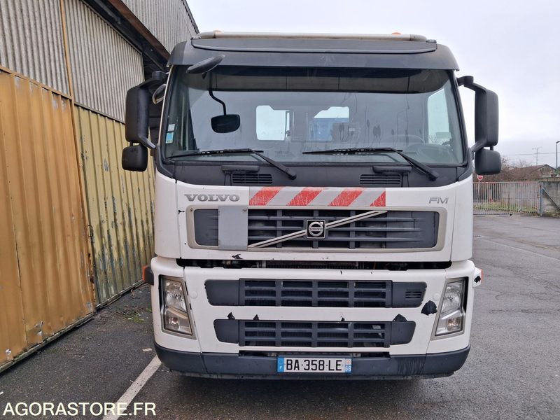 R51857-PORTEUR POLYBENNE VOLVO FM 370-ANNÉE 2010-BRAS GUIMA PALFINGER-502085 KM - Камион: снимка 5 R51857-PORTEUR POLYBENNE VOLVO FM 370-ANNÉE 2010-BRAS GUIMA PALFINGER-502085 KM - Камион: снимка 5