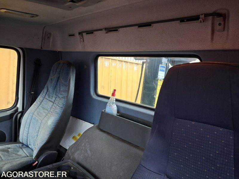 Камион R51857-PORTEUR POLYBENNE VOLVO FM 370-ANNÉE 2010-BRAS GUIMA PALFINGER-502085 KM: снимка 10 Камион R51857-PORTEUR POLYBENNE VOLVO FM 370-ANNÉE 2010-BRAS GUIMA PALFINGER-502085 KM: снимка 10