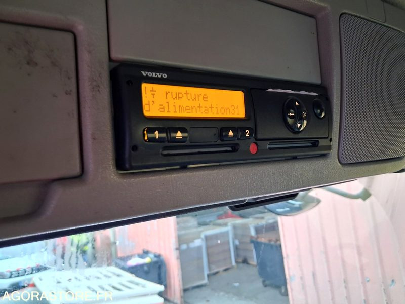 Камион R51857-PORTEUR POLYBENNE VOLVO FM 370-ANNÉE 2010-BRAS GUIMA PALFINGER-502085 KM: снимка 12 Камион R51857-PORTEUR POLYBENNE VOLVO FM 370-ANNÉE 2010-BRAS GUIMA PALFINGER-502085 KM: снимка 12