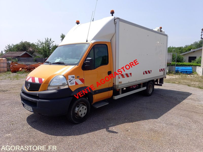 RENAULT MASCOTT avec caisse PALKIT - 2005 - 136765 KM - Камион: снимка 1 RENAULT MASCOTT avec caisse PALKIT - 2005 - 136765 KM - Камион: снимка 1