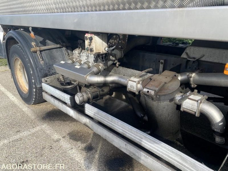 Камион RENAULT PREMIUM 210.19 19 t citerne ADR-  -2006-517007-BJ288SY - export only: снимка 13