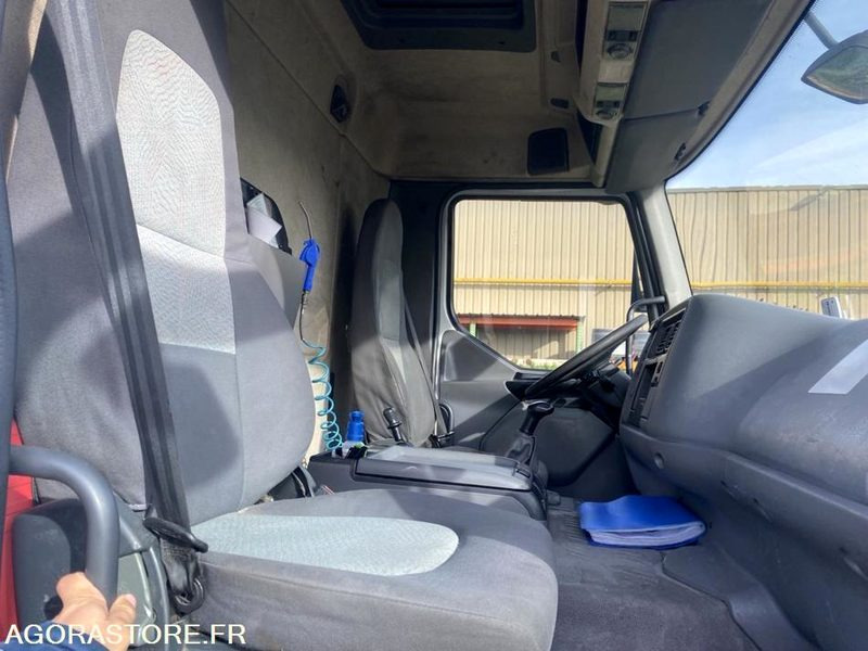 Камион RENAULT PREMIUM 210.19 19 t citerne ADR-  -2006-517007-BJ288SY - export only: снимка 15