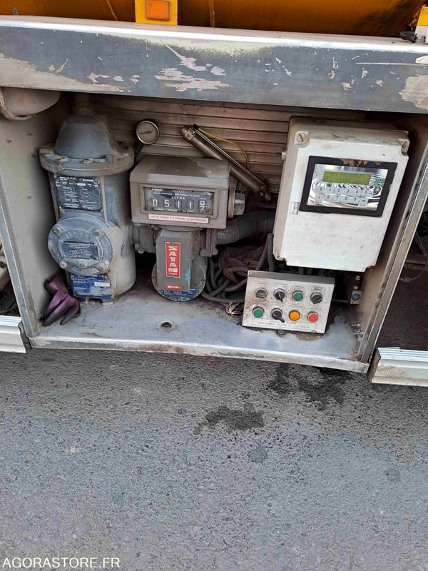 Камион RENAULT Ravitailleur Carburant Artois - 2003 / 869573 KM (P200233): снимка 7