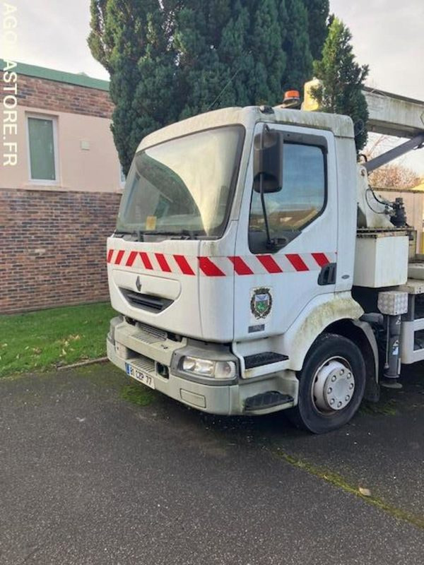 Renault Midliner (Nacelle) 2003 - 18441 kms - Камион: снимка 1 Renault Midliner (Nacelle) 2003 - 18441 kms - Камион: снимка 1