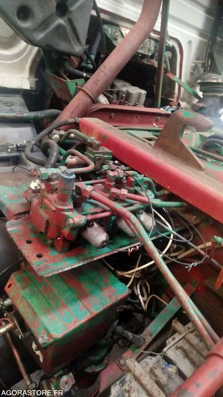 Renault Poids lourd G230 - 1985 - 564616KM - Камион: снимка 4 Renault Poids lourd G230 - 1985 - 564616KM - Камион: снимка 4