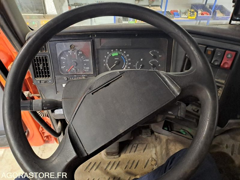 Renault Premium - 2002 - 245200kms (P2001104) - Камион: снимка 5 Renault Premium - 2002 - 245200kms (P2001104) - Камион: снимка 5