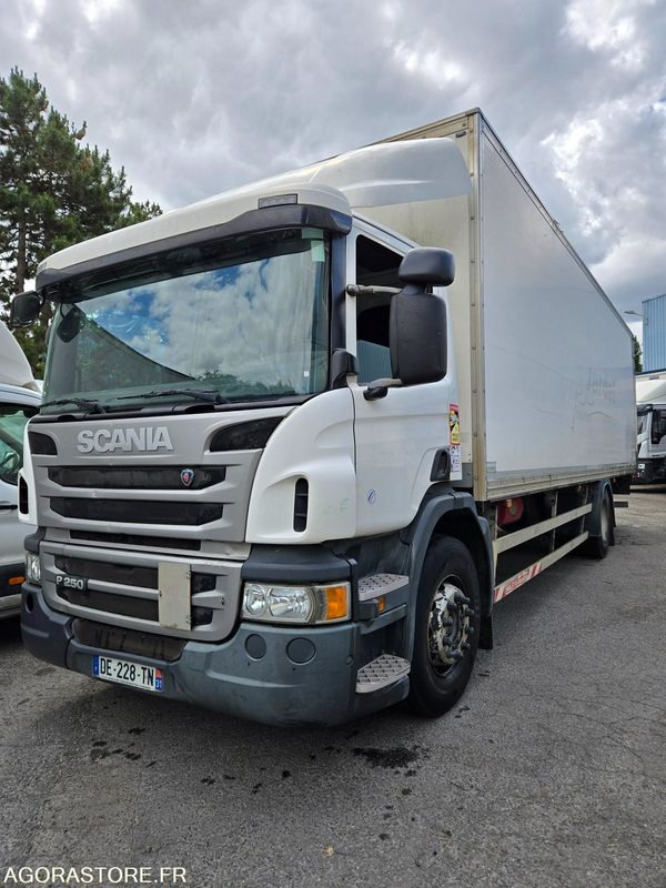 SCANIA P250 - 2014 - 503437KM - Камион: снимка 5 SCANIA P250 - 2014 - 503437KM - Камион: снимка 5