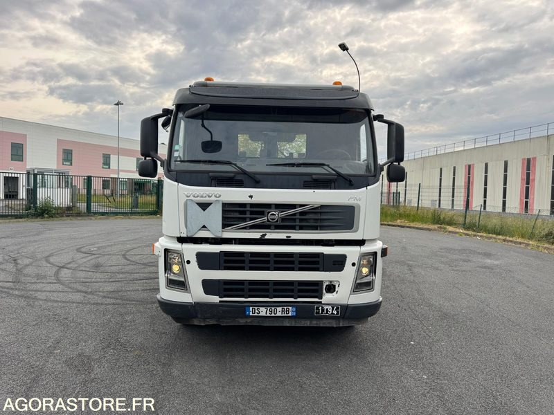 Volvo FM 400 8X4 ampliroll - 2009 - 763559KM - Камион: снимка 2 Volvo FM 400 8X4 ampliroll - 2009 - 763559KM - Камион: снимка 2