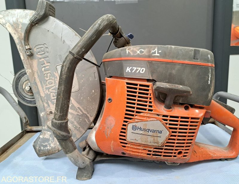LOT DE 5 DECOUPEUSES THERMIQUES HUSQVARNA K 770 SANS RESERVOIR A EAU - Строително оборудване: снимка 2 LOT DE 5 DECOUPEUSES THERMIQUES HUSQVARNA K 770 SANS RESERVOIR A EAU - Строително оборудване: снимка 2