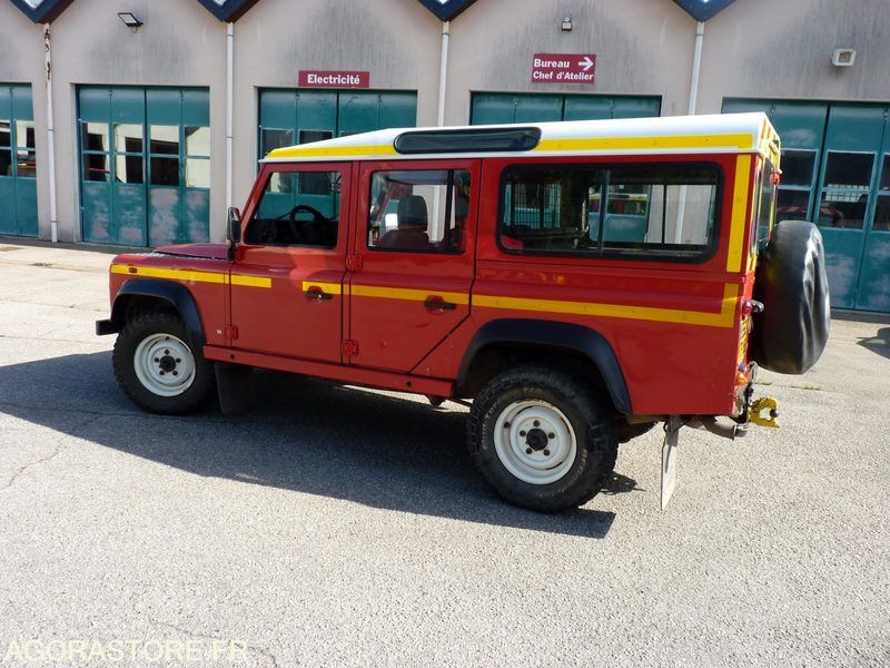 Land Rover Defender Long - Джип: снимка 4 Land Rover Defender Long - Джип: снимка 4