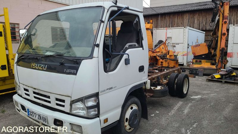 ISUZU - 2008 - Лекотоварен автомобил: снимка 1 ISUZU - 2008 - Лекотоварен автомобил: снимка 1