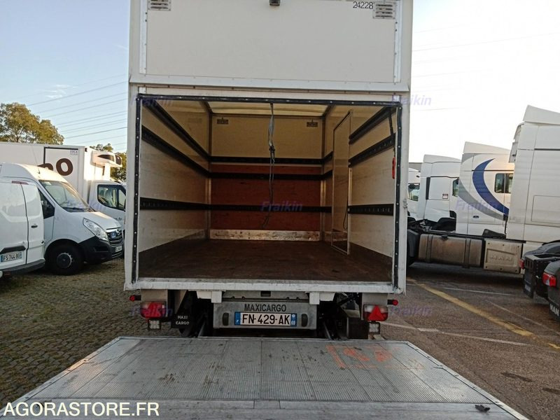 MAXICARGO - REMORQUE FOURGON 3T50 - 2019 / 13561 KM (FN429AK) - Лекотоварен автомобил: снимка 4 MAXICARGO - REMORQUE FOURGON 3T50 - 2019 / 13561 KM (FN429AK) - Лекотоварен автомобил: снимка 4