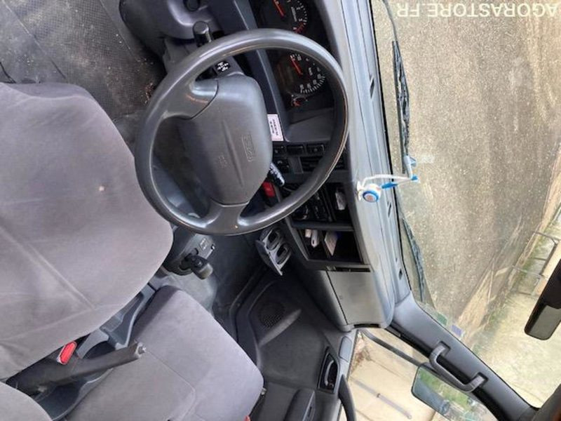 UTILITAIRE GRAND VOLUME - ISUZU - 2012 - 120 000 - Лекотоварен автомобил: снимка 4 UTILITAIRE GRAND VOLUME - ISUZU - 2012 - 120 000 - Лекотоварен автомобил: снимка 4