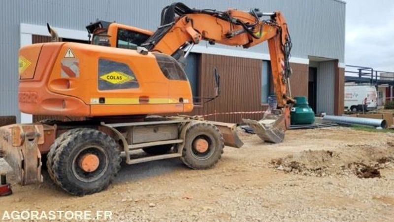 Liebherr A918 COMPACT - 2014 / 15000 HEURES - Багер: снимка 4 Liebherr A918 COMPACT - 2014 / 15000 HEURES - Багер: снимка 4