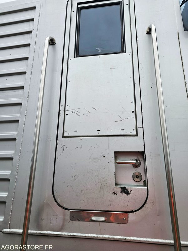 Строително оборудване Locomotive Alstom BB27000 (matricule BB27074): снимка 10 Строително оборудване Locomotive Alstom BB27000 (matricule BB27074): снимка 10