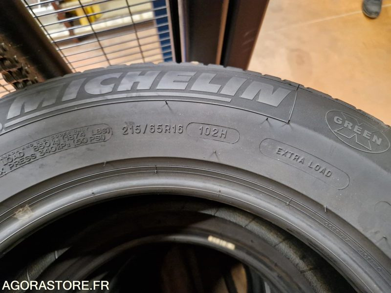 Lot de 12 pneus Michelin 215/65R16 102H - Гума: снимка 5 Lot de 12 pneus Michelin 215/65R16 102H - Гума: снимка 5