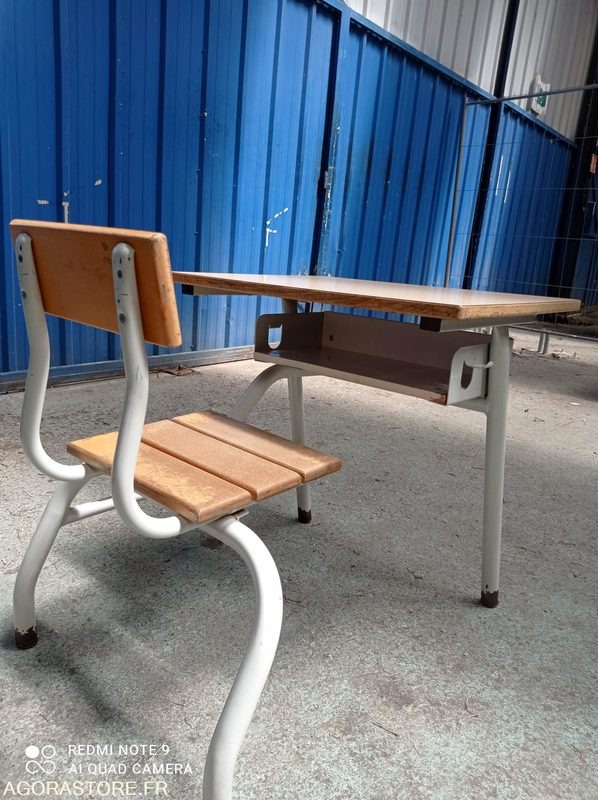 Lot de 28 Pupitres écoliers individuels - Инструмент/ Оборудване: снимка 1 Lot de 28 Pupitres écoliers individuels - Инструмент/ Оборудване: снимка 1