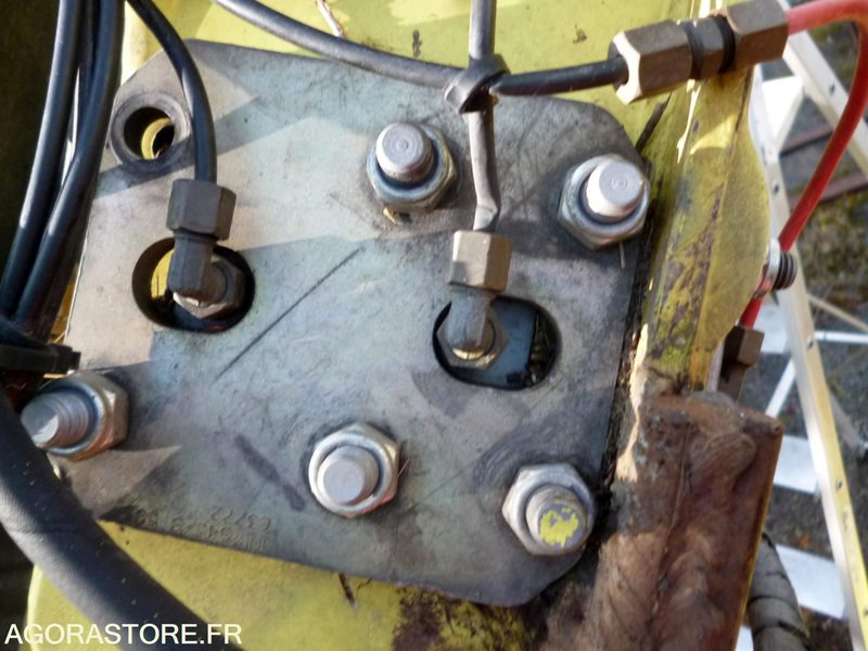 Трактор MASSEY 6445 DYNA 6 4X4 FAUCHEUR + NOREMAT OPTIMA M57T VISIOBRAS: снимка 15