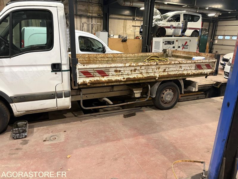 MASTER BENNE - 2008 - 188000kms - Бус самосвал: снимка 3 MASTER BENNE - 2008 - 188000kms - Бус самосвал: снимка 3