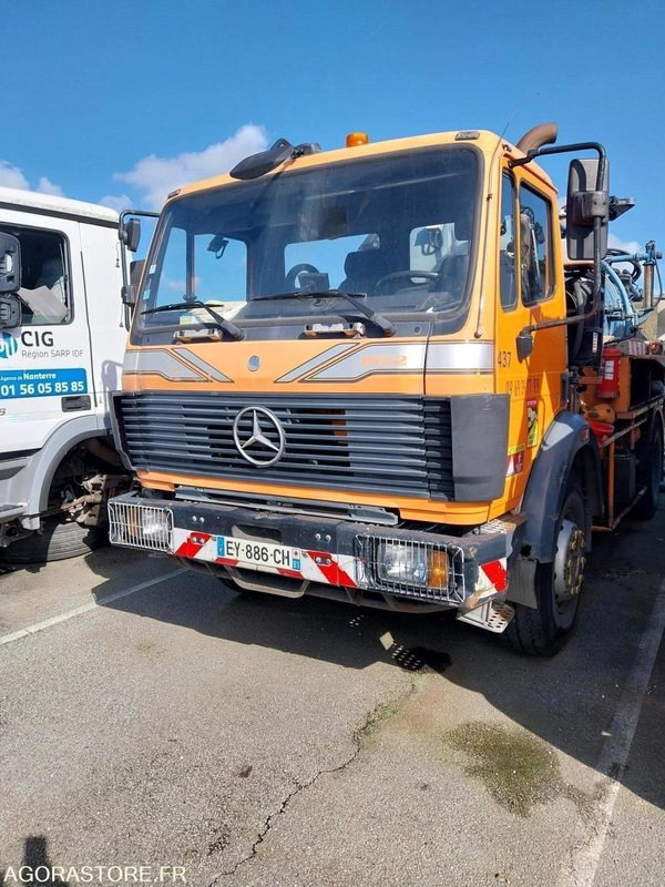 MERCEDES 1922 HUWER 1993 (922674Km) NON ROULANT EXPORT UNIQUEMENT - Каналопочистваща машина: снимка 2 MERCEDES 1922 HUWER 1993 (922674Km) NON ROULANT EXPORT UNIQUEMENT - Каналопочистваща машина: снимка 2