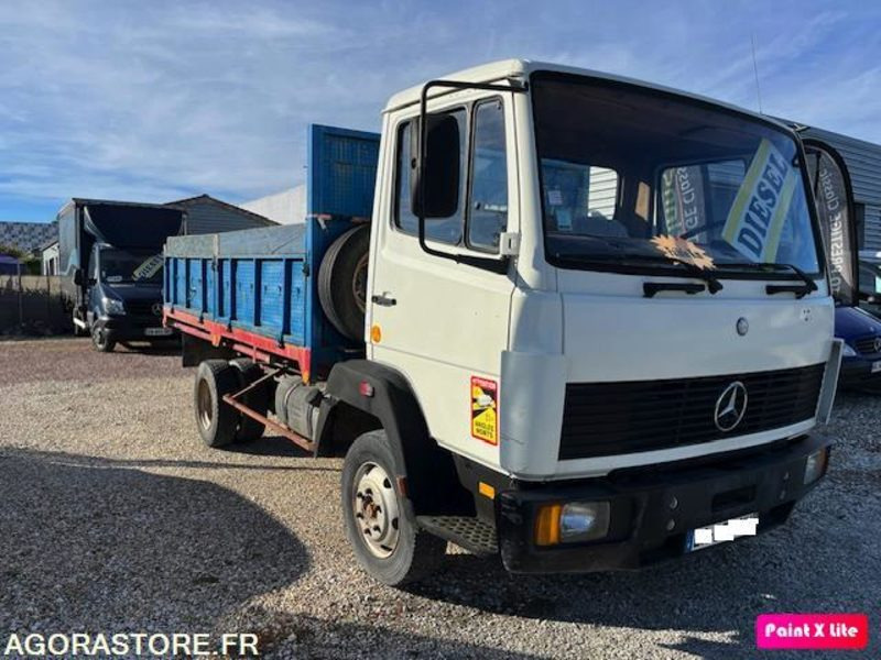 MERCEDES 809 D BENNE 7T5 - 1990 - 186 490km NOMBREUX TRAVAUX EFFECTUES/FACTURES - Бус самосвал: снимка 3 MERCEDES 809 D BENNE 7T5 - 1990 - 186 490km NOMBREUX TRAVAUX EFFECTUES/FACTURES - Бус самосвал: снимка 3