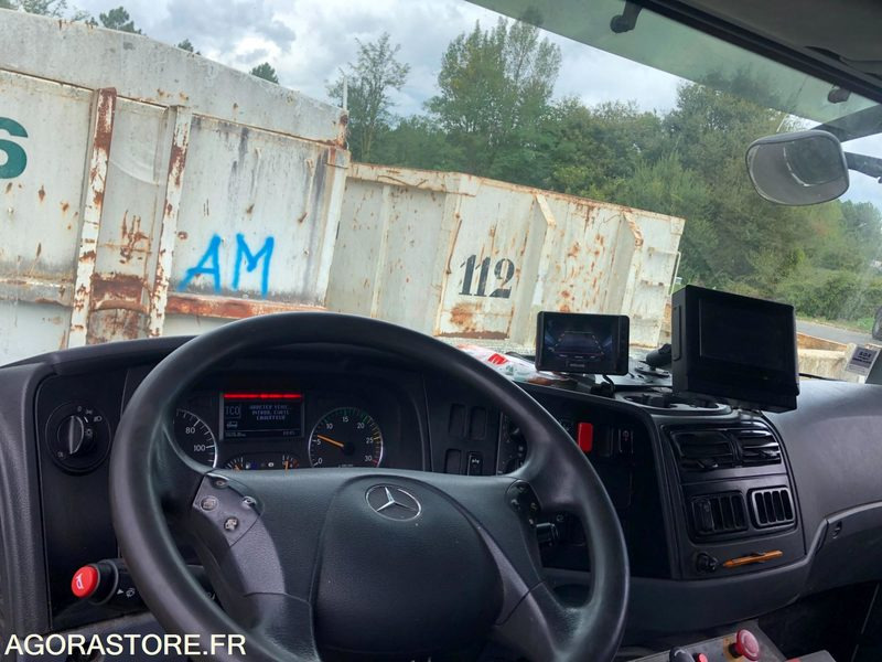 MERCEDES AXOR 26T-21m3 - 287235 kms - 2014 - Боклукчийска кола: снимка 4 MERCEDES AXOR 26T-21m3 - 287235 kms - 2014 - Боклукчийска кола: снимка 4