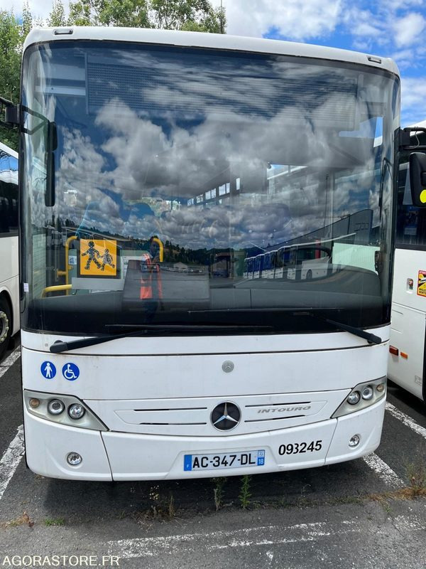 MERCEDES INTOURO 12,98m N°093245 - Училищен автобус: снимка 1 MERCEDES INTOURO 12,98m N°093245 - Училищен автобус: снимка 1