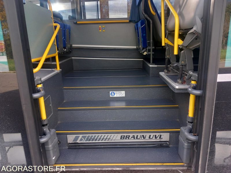 MERCEDES INTOURO N°083146 - Училищен автобус: снимка 3 MERCEDES INTOURO N°083146 - Училищен автобус: снимка 3