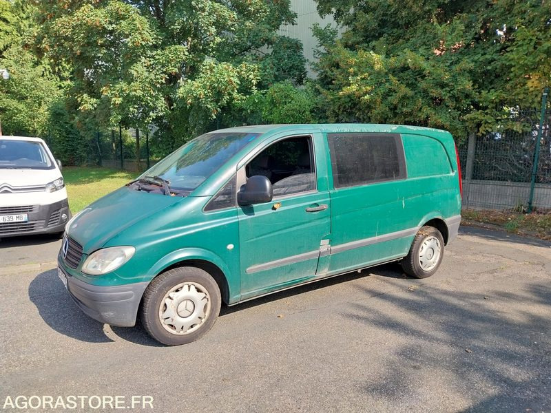 MERCEDES Vito 5p BVA 2004 (384224Km) ROULANT Pb BV PRO EXCLUSIVEMENT - Малък ван: снимка 1 MERCEDES Vito 5p BVA 2004 (384224Km) ROULANT Pb BV PRO EXCLUSIVEMENT - Малък ван: снимка 1