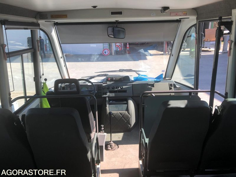 MINI-BUS MERCEDES VARIO - 127178 kms - 2000 - Микробус, Пътнически бус: снимка 4 MINI-BUS MERCEDES VARIO - 127178 kms - 2000 - Микробус, Пътнически бус: снимка 4