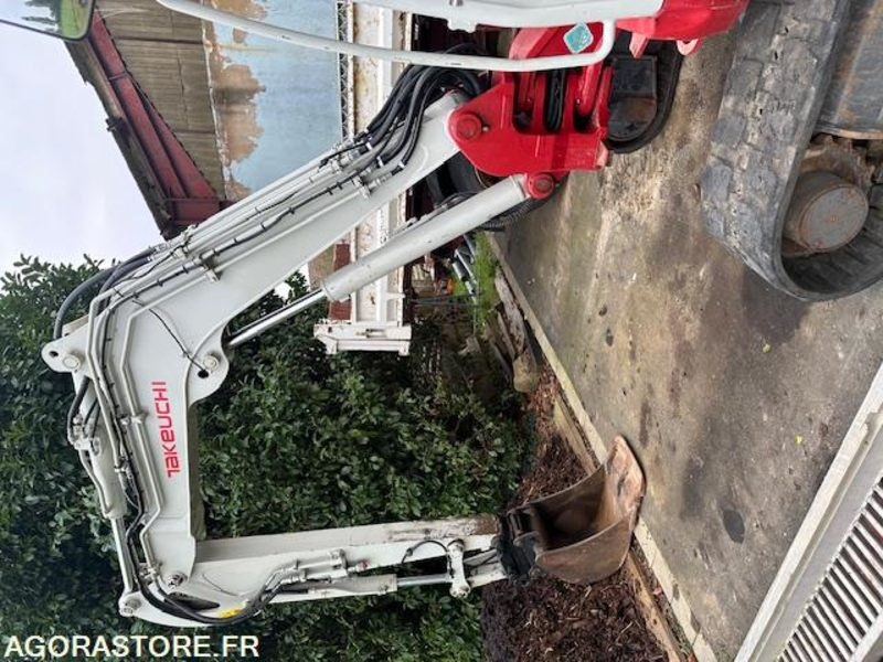 MINI PELLE TAKEUCHI TB370 - 2021 - 2 168 heures - Мини багер: снимка 4 MINI PELLE TAKEUCHI TB370 - 2021 - 2 168 heures - Мини багер: снимка 4