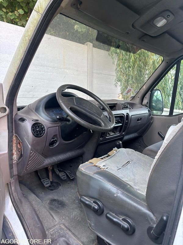 Master - Товарен бус: снимка 3 Master - Товарен бус: снимка 3