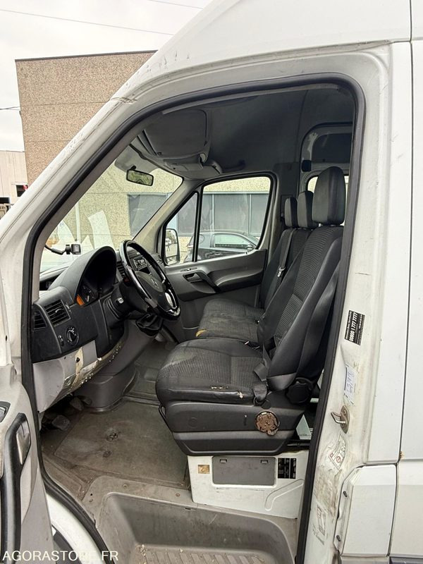 Mercedes Sprinter - Микробус, Пътнически бус: снимка 4 Mercedes Sprinter - Микробус, Пътнически бус: снимка 4