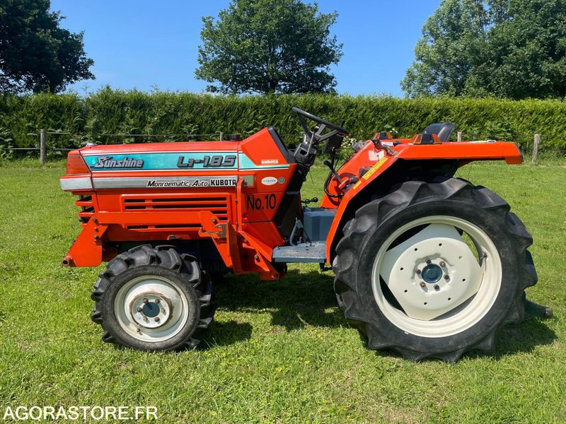 Micro-tracteur Kubota L1-185 - Трактор: снимка 3 Micro-tracteur Kubota L1-185 - Трактор: снимка 3
