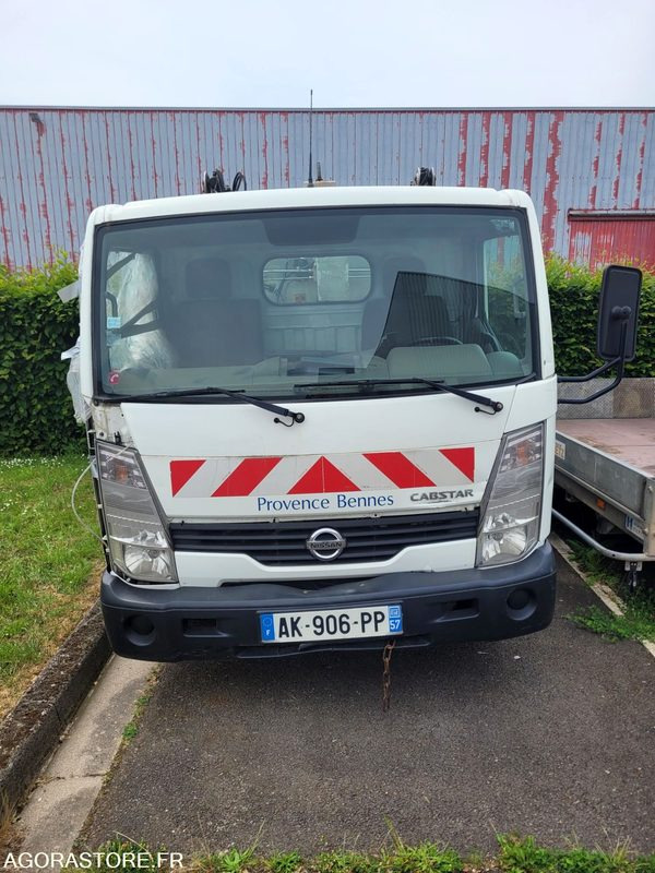 Боклукчийска кола Mini benne à ordures ménagères NISSAN DIESEL AK-906-PP POUR PIECES: снимка 1