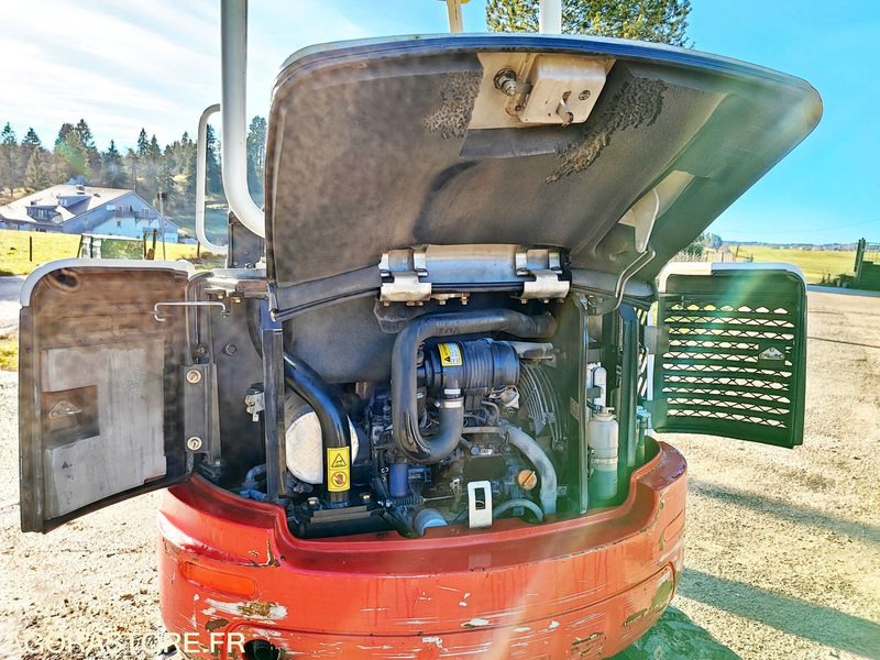 Mini-pelle Takeuchi TB23R - 2017 - 2051H - Багер: снимка 4 Mini-pelle Takeuchi TB23R - 2017 - 2051H - Багер: снимка 4
