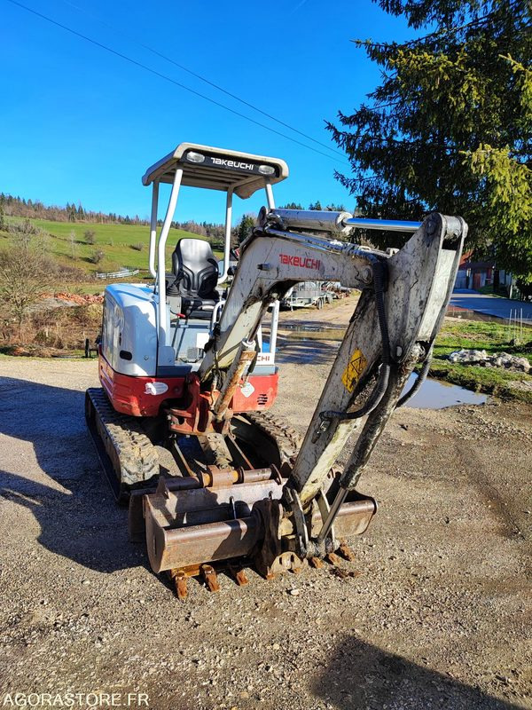 Mini-pelle Takeuchi TB23R - 2017 - 2051H - Багер: снимка 2 Mini-pelle Takeuchi TB23R - 2017 - 2051H - Багер: снимка 2