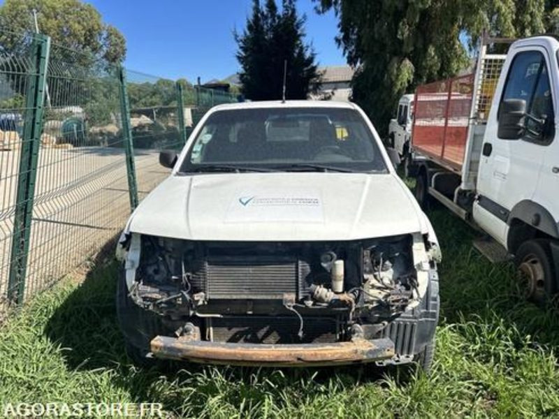 NISSAN NAVARRA - 2008 - 173581KM - 3389HN2B - Пикап: снимка 2 NISSAN NAVARRA - 2008 - 173581KM - 3389HN2B - Пикап: снимка 2